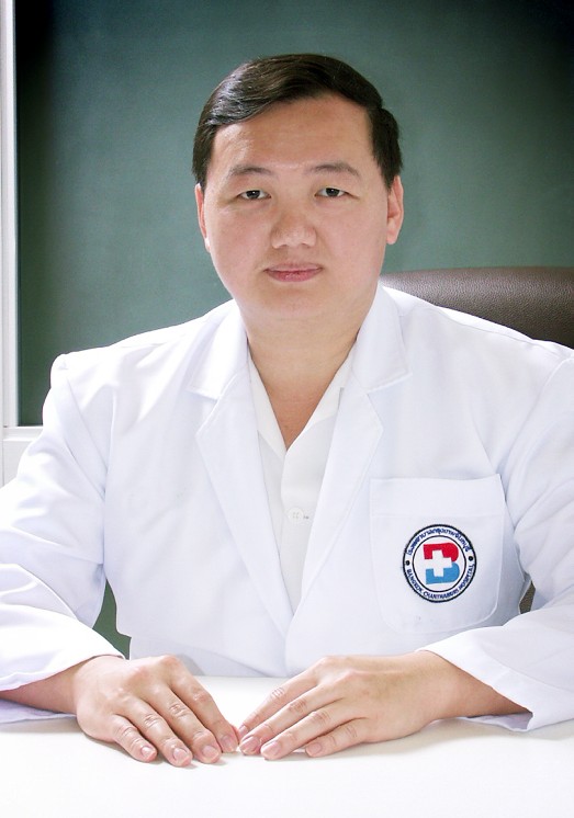 นายแพทย์ สิทธิพร สิมะบวรสุทธิ์